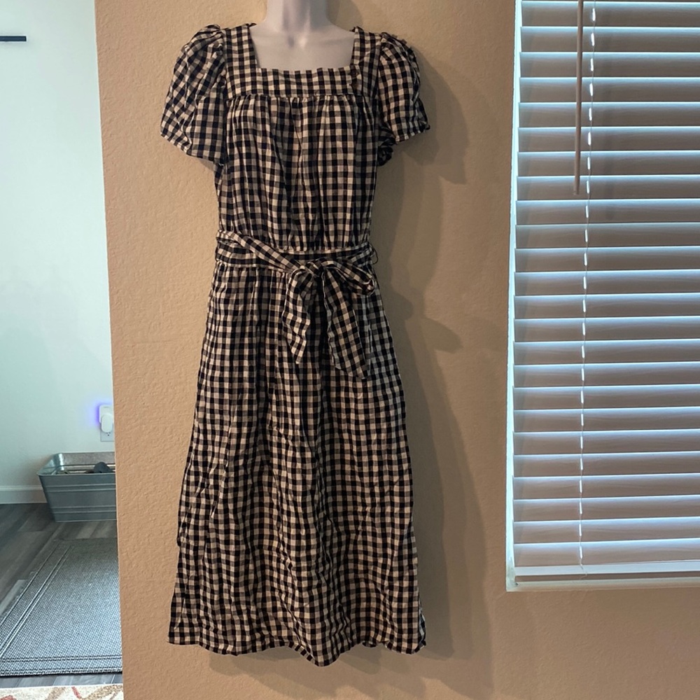 NWT plaid dress•